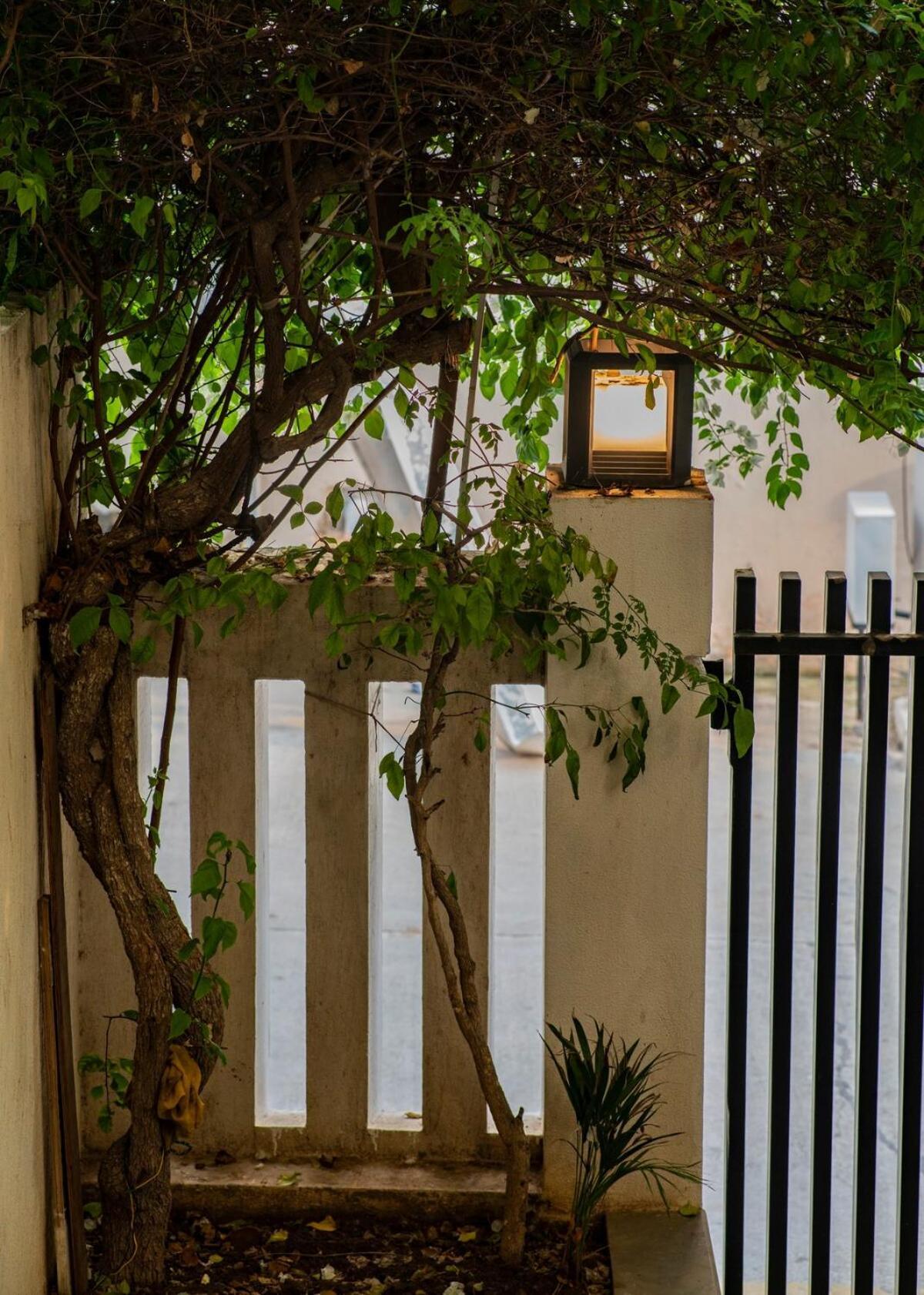 Santosh Villa - The House Of Antiques And Art Udaipur Exterior photo